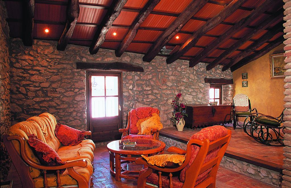 Hotel Restaurante La Masieta 크레익셀 외부 사진